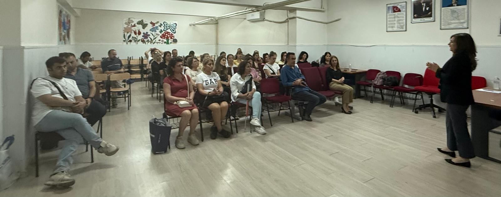 Şehit Uğur Sarıkaya Ortaokulu